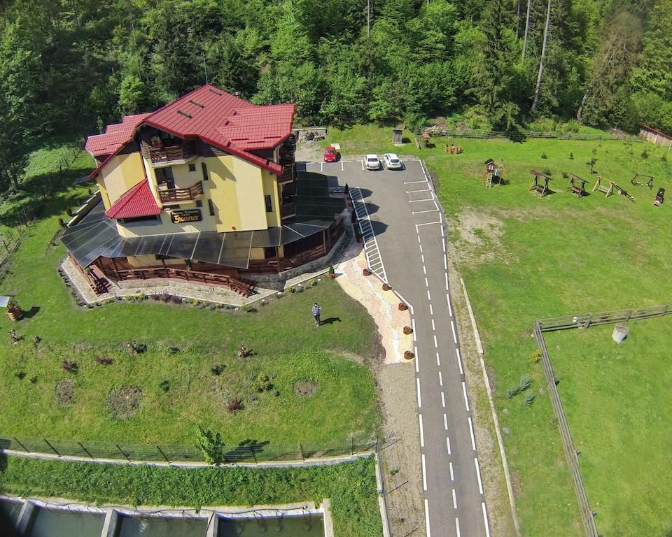 Pensiunea Geona Poiana Teiului Buitenkant foto